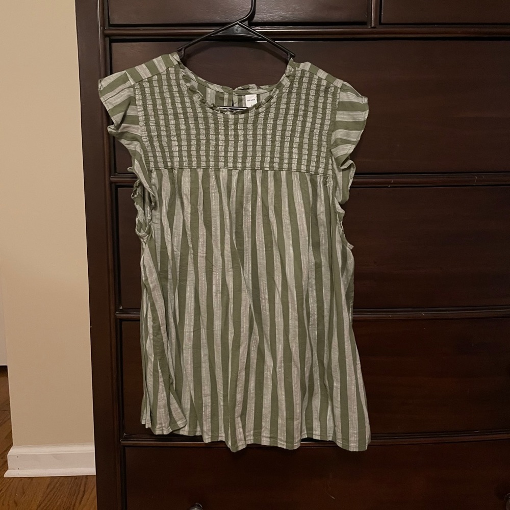 Green striped top